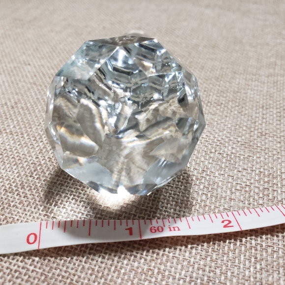 Crystal Bottle Stopper, Round with facets, Excellent Condition - Picture 8 of 10